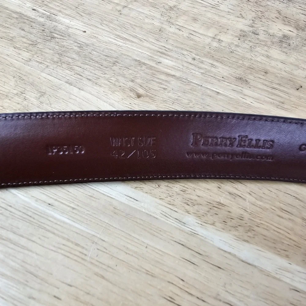 Perry Ellis perry ellis